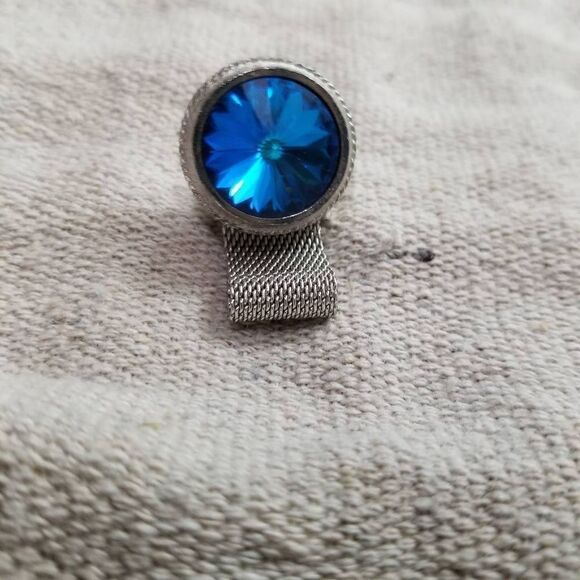Vintage blue crystal mesh wrap around cuff link - Picture 1 of 4